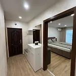 Diamond - Next To Grand Mall Апартаменты *