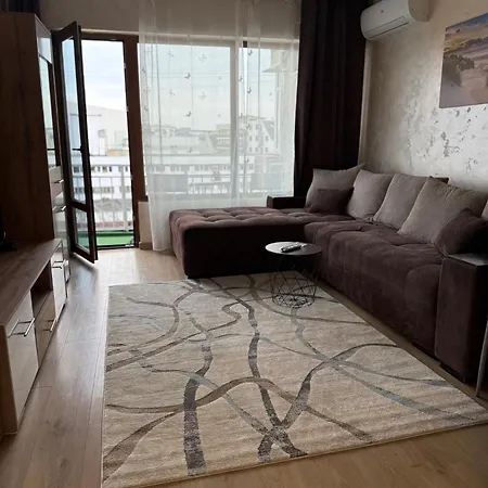 Diamond - Next To Grand Mall شقة فارنا