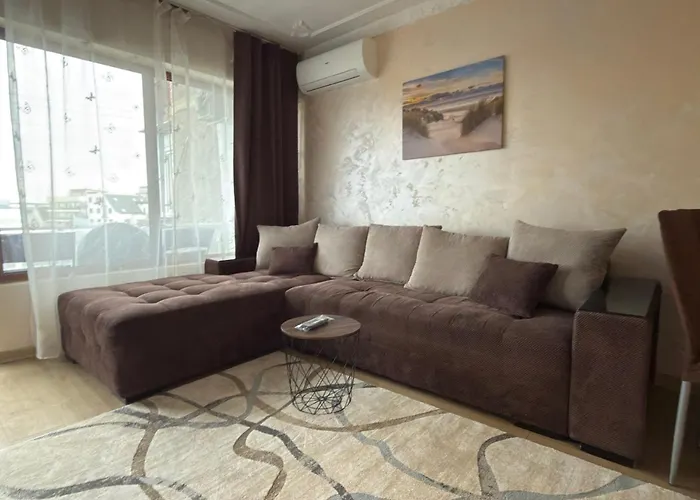 Diamond - Next To Grand Mall 公寓