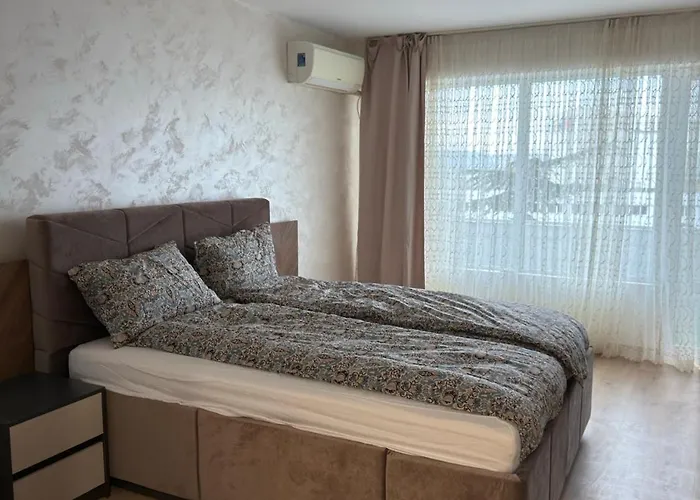 Апартамент Diamond - Next To Grand Mall