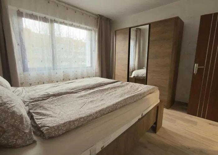 Апартамент Diamond - Next To Grand Mall